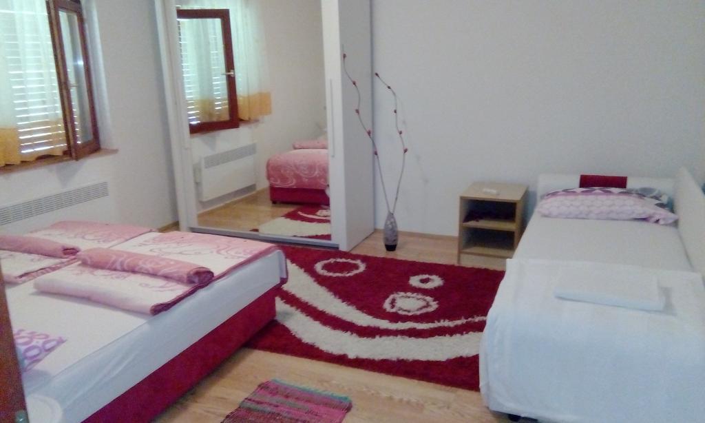 Apartment Melissa Rakovica Szoba fotó